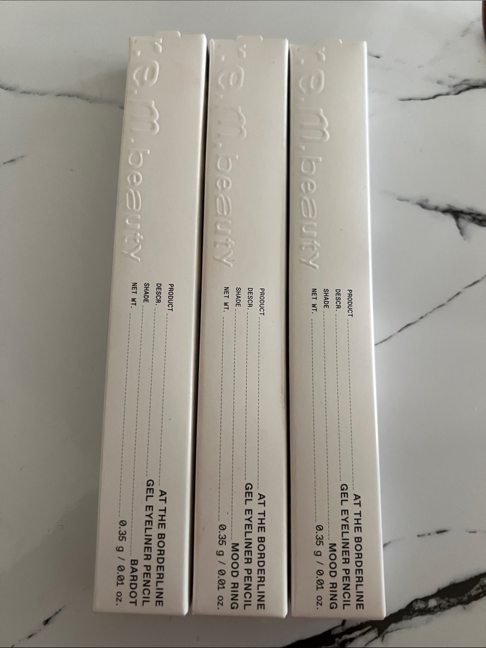 r.e.m. beauty At The Borderline Gel Eyeliner Pencil - White